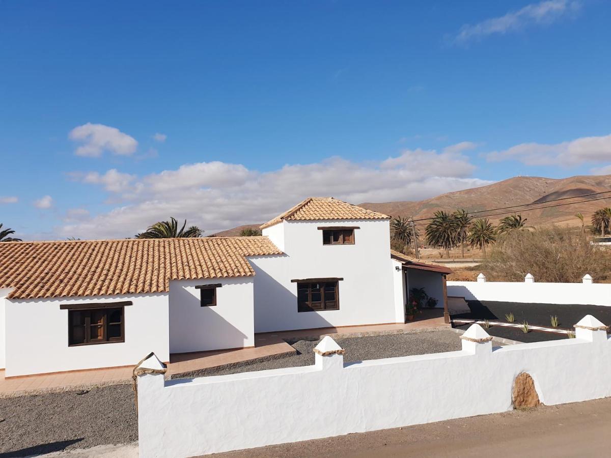 Villa Las Palmeras Антигуа Екстериор снимка