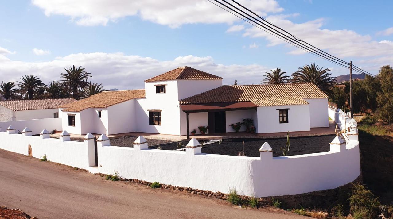 Villa Las Palmeras Антигуа Екстериор снимка