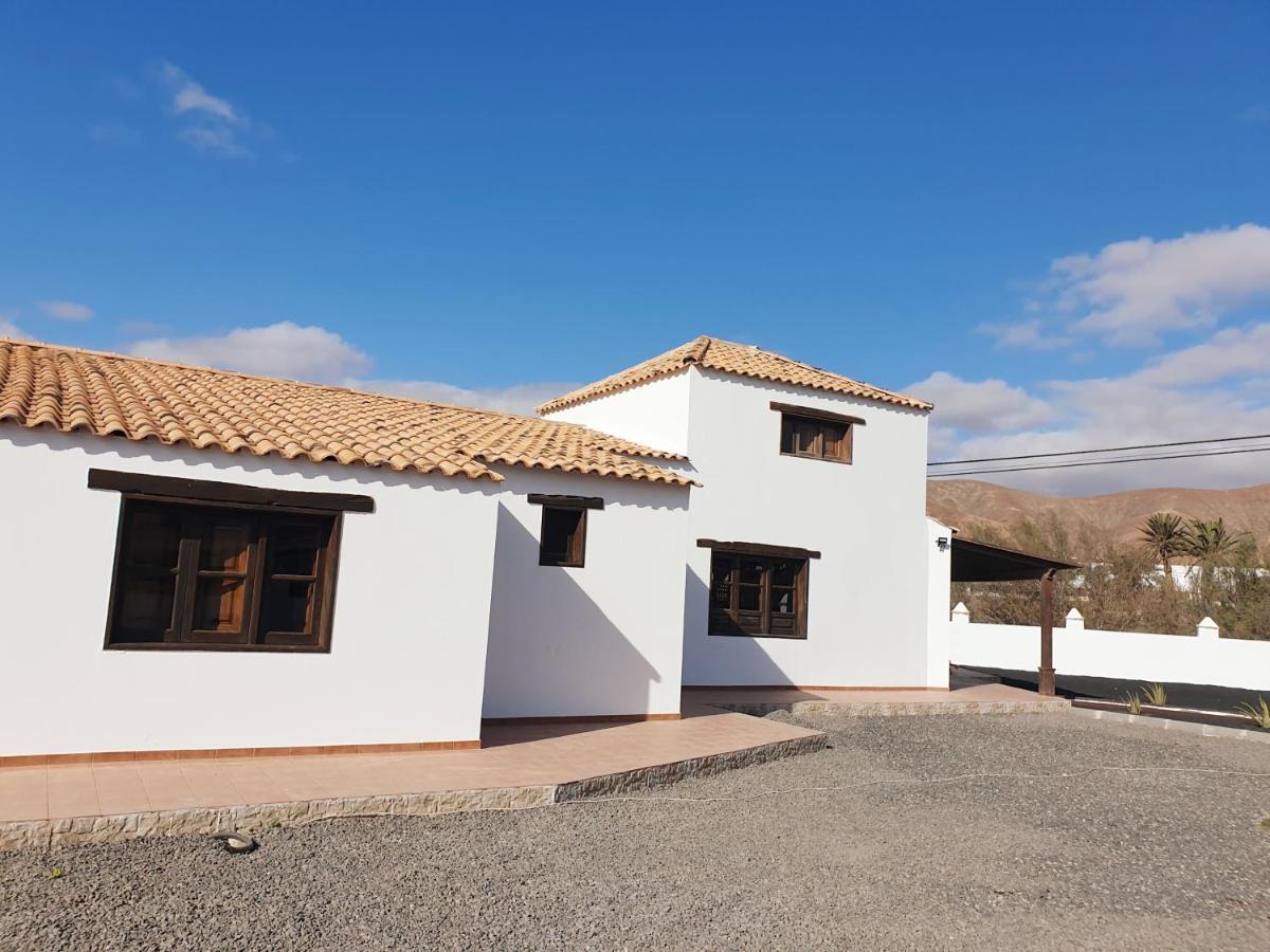 Villa Las Palmeras Антигуа Екстериор снимка